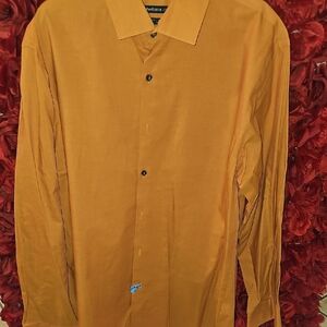 Van Heusen Men's Burnt Orange Button Down Dress Shirt Size Medium